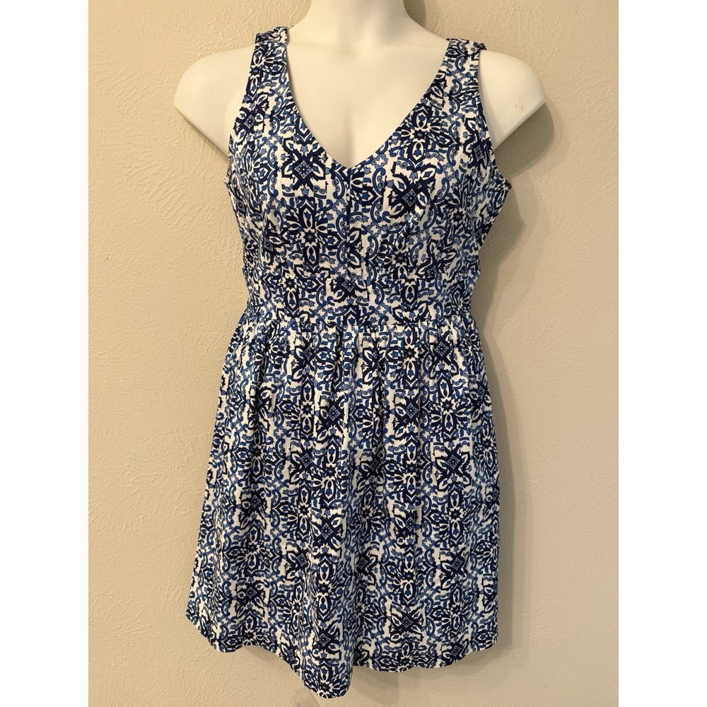 NWOT Milly Design Nation Dress Size 8 V-neck Knee Length Fit Flare Coast Teacher